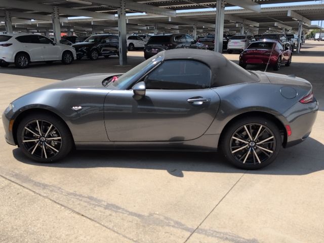 2025 Mazda MX-5 Miata Miata Grand Touring photo 21