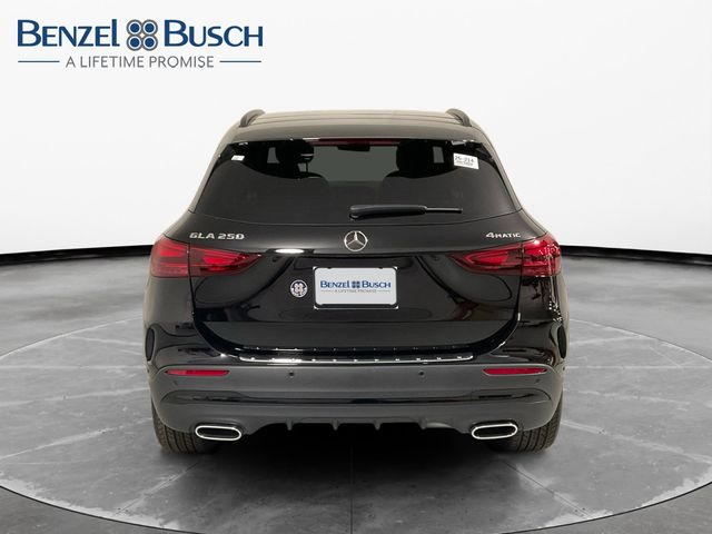 2025 Mercedes Benz GLA 250 4MATIC photo 4
