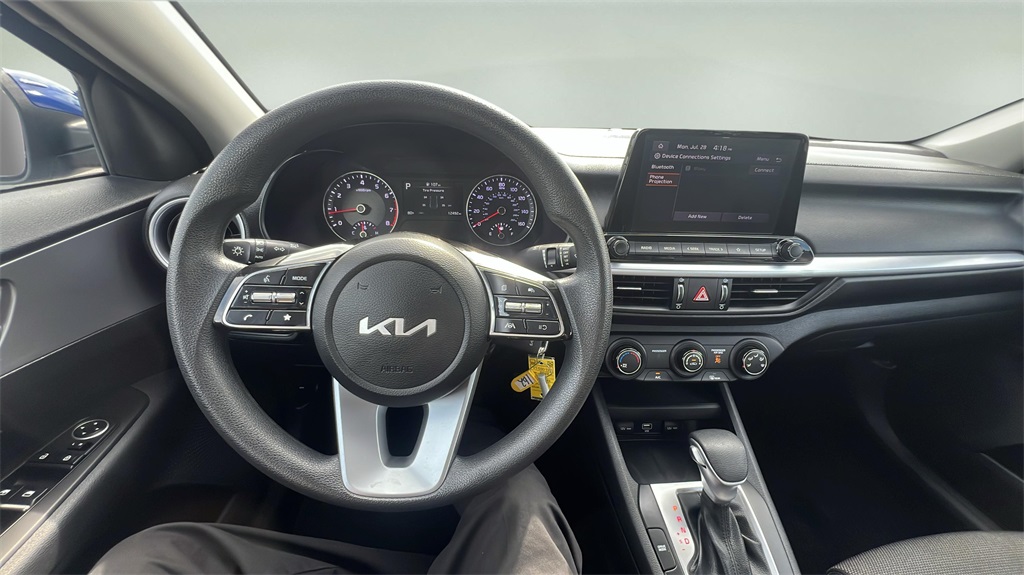 2022 Kia Forte LXS photo 14