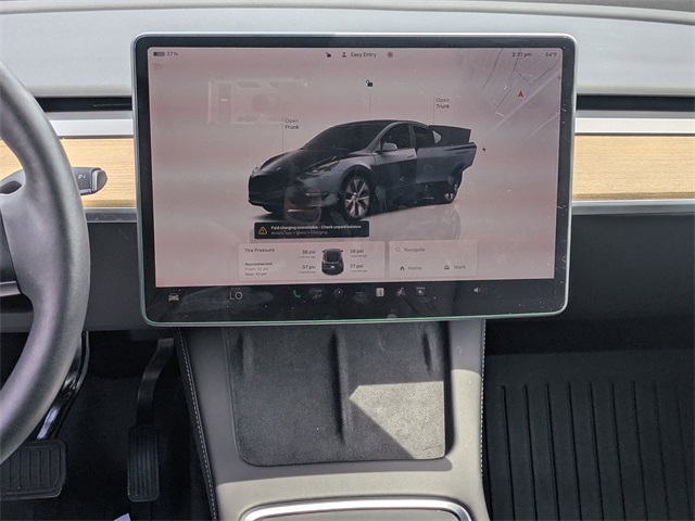 2024 Tesla Model Y Long Range photo 17