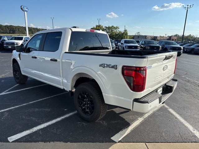 2025 Ford F-150 STX photo 4