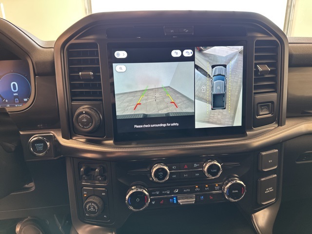 2025 Ford F-150 Lariat photo 18