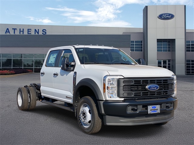 2026 Ford F-550 Super Duty Chassis Cab XL's photo
