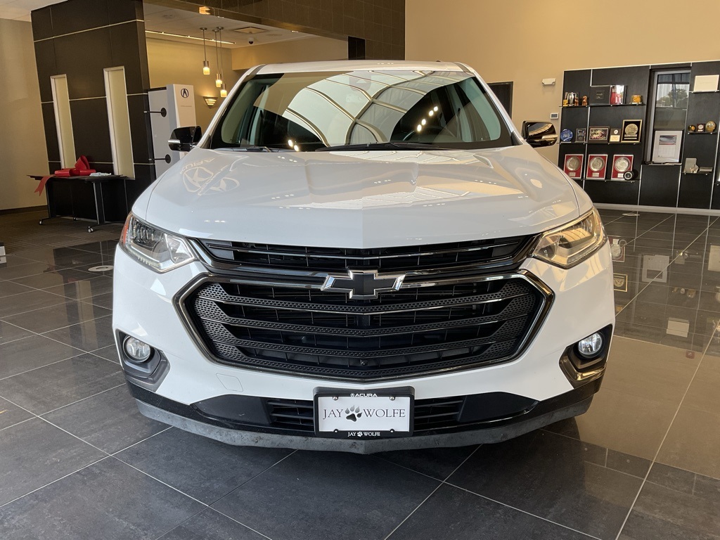 Used 2018 Chevrolet Traverse Premier with VIN 1GNEVJKW8JJ245159 for sale in Kansas City
