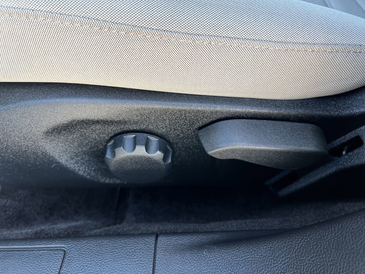 2018 Ford Fusion Hybrid S photo 18