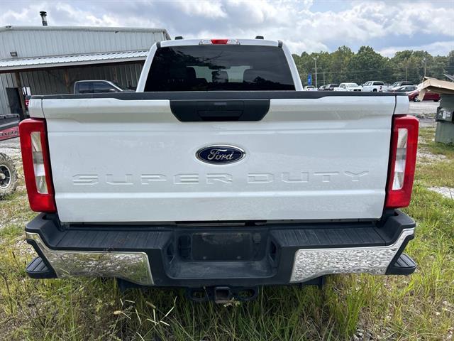 2024 Ford F-250 XLT photo 4