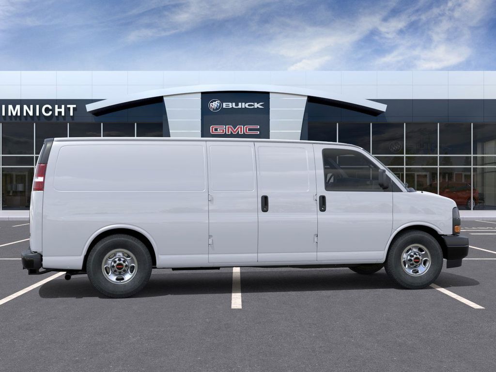 2025 Gmc Savana Cargo 2500 photo 4
