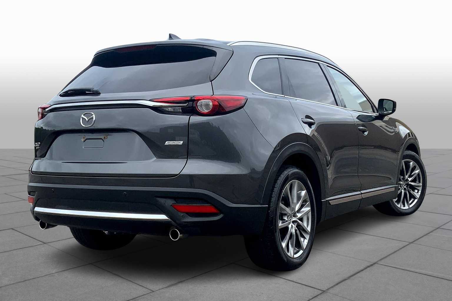 2016 Mazda CX-9 Signature photo 12