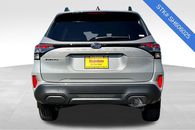 2025 Subaru Forester Premium photo 4