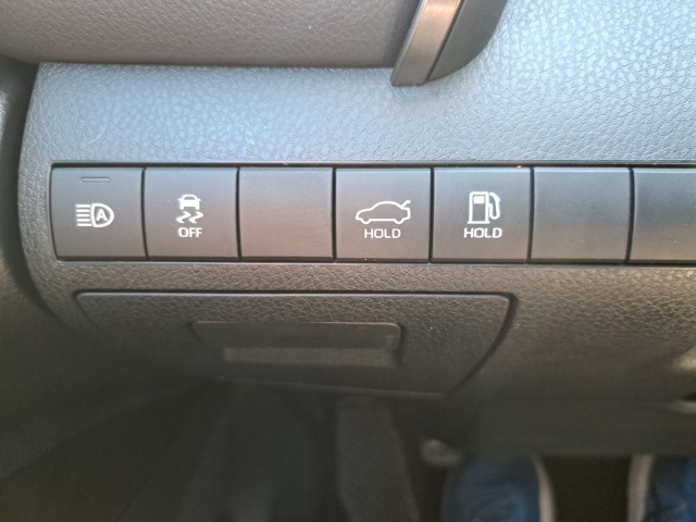 2023 Toyota Camry LE photo 22