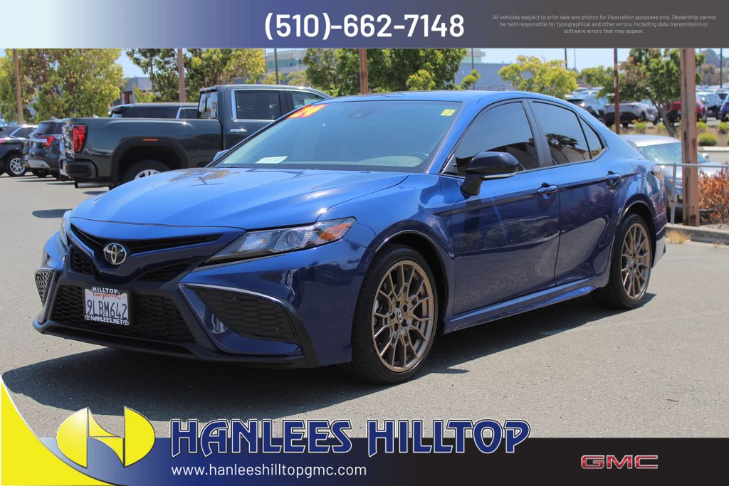 2024 Toyota Camry SE photo 2