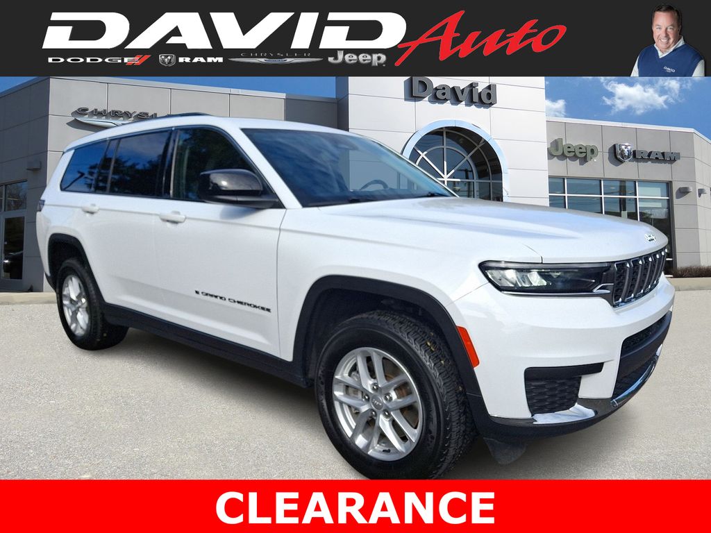 2023 Jeep Grand Cherokee L Laredo's photo
