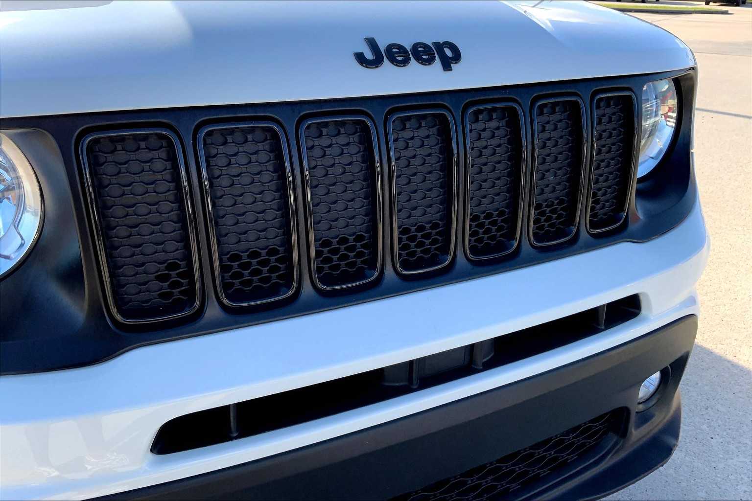 2022 Jeep Renegade Altitude photo 26