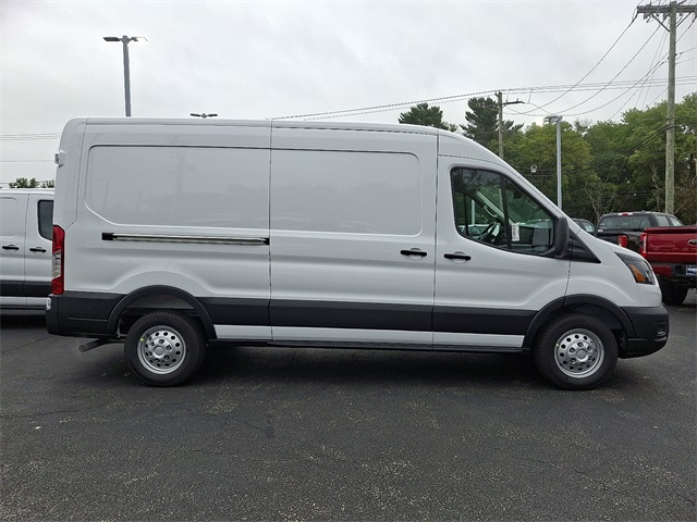 2025 Ford Transit Van Base's photo