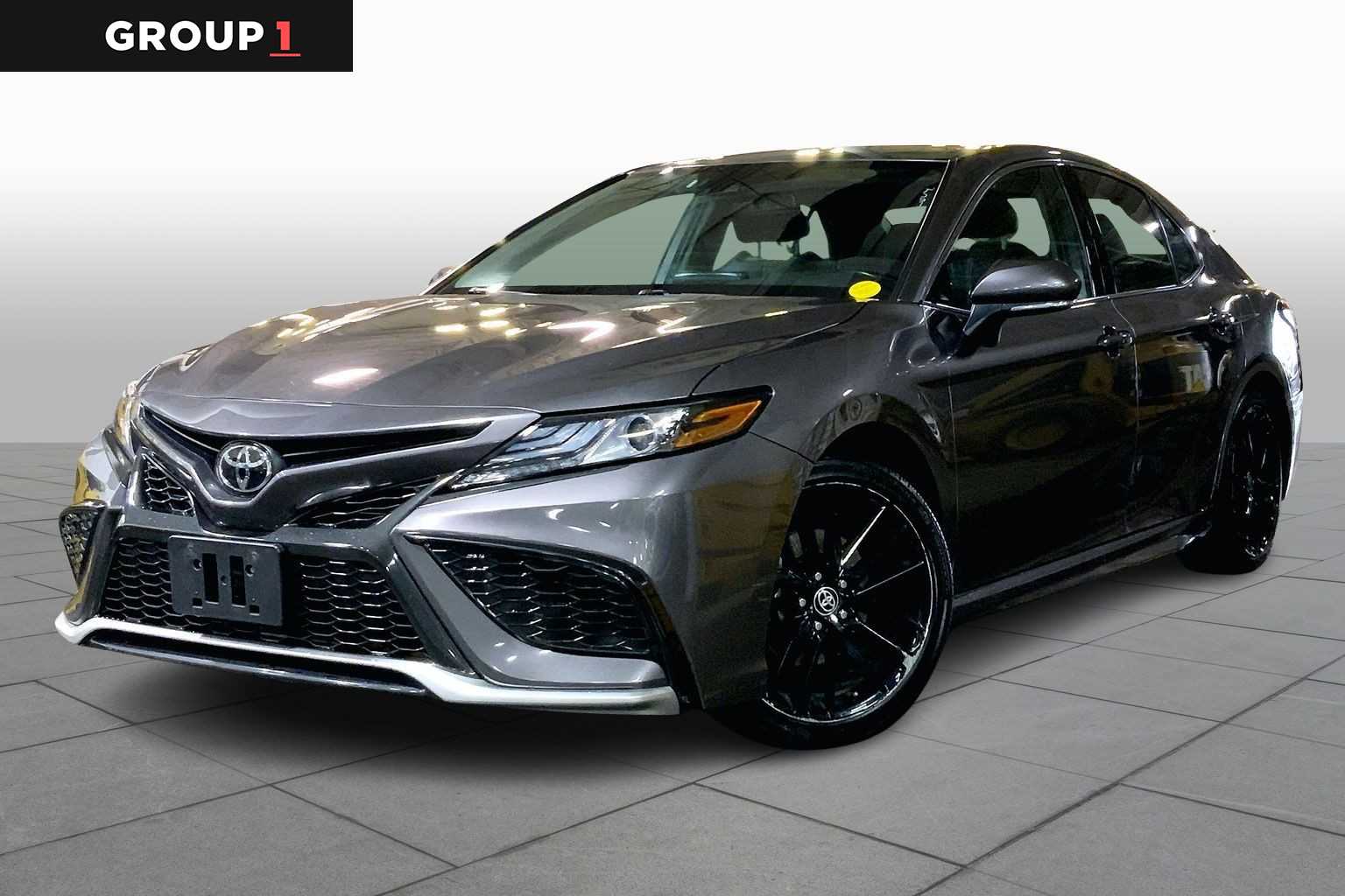 2023 Toyota Camry XSE's photo