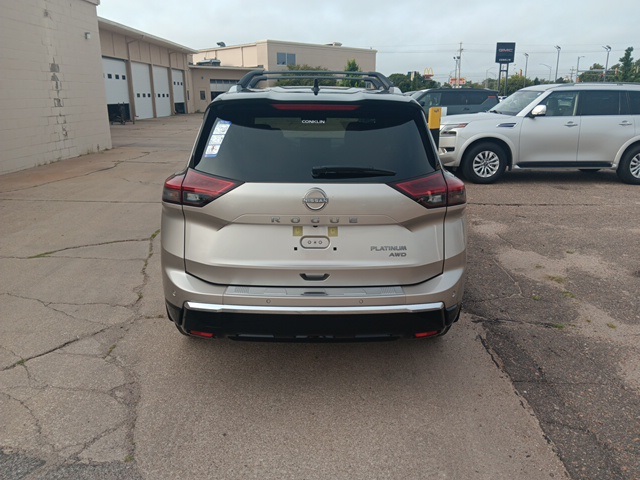 2025 Nissan Rogue Platinum photo 4