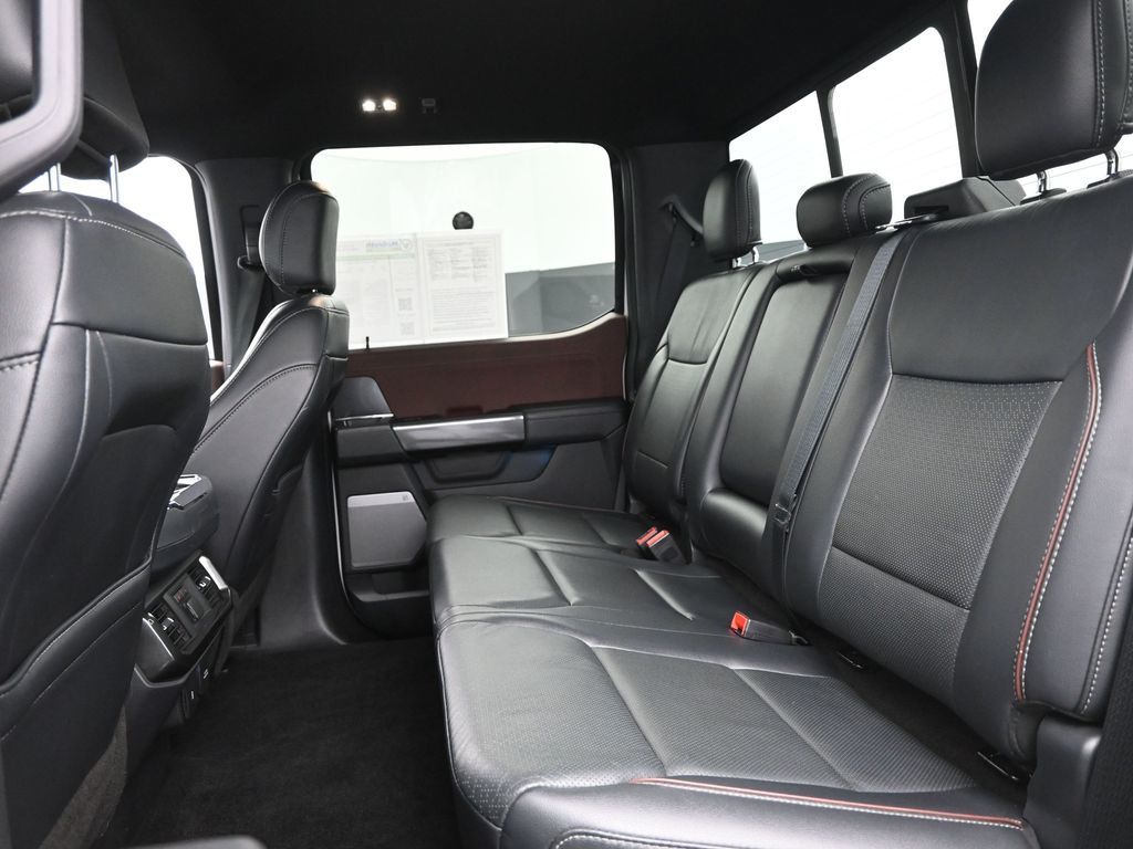 2021 Ford F-150 Lariat photo 8