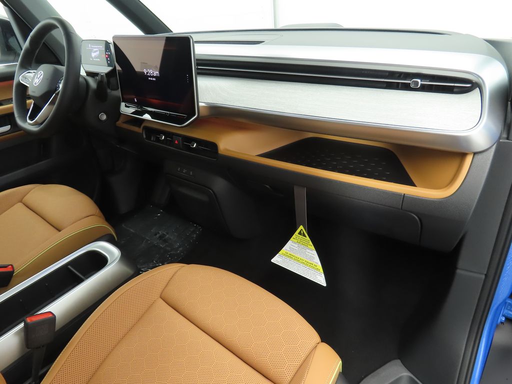 2025 Volkswagen ID. Buzz Pro Plus photo 17
