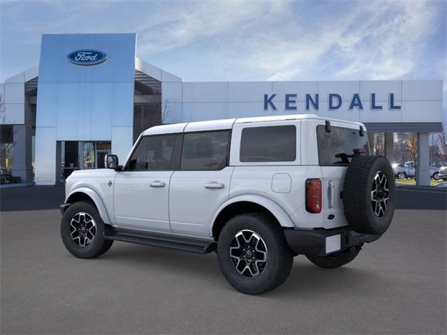 2025 Ford Bronco Outer Banks photo 4