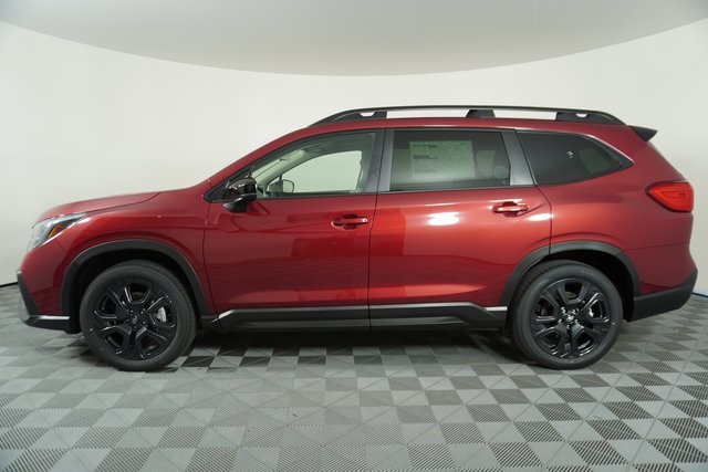 2025 Subaru Ascent Onyx Edition Touring photo 3