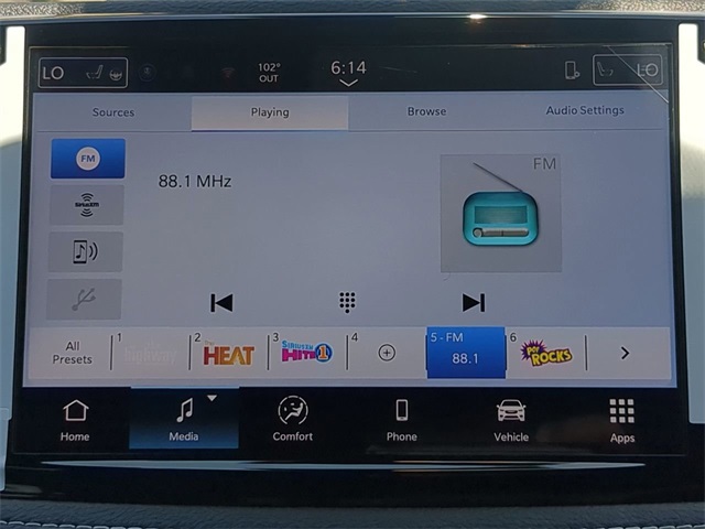 2026 Chrysler Pacifica photo 18