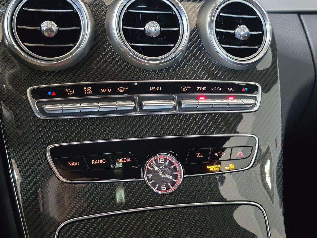 2019 Mercedes Benz C AMG 63 S photo 11