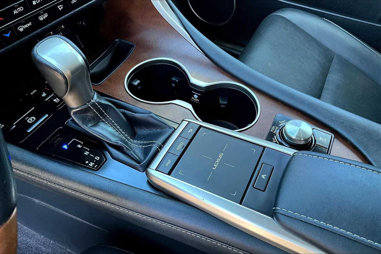 2021 Lexus RX Premium photo 14
