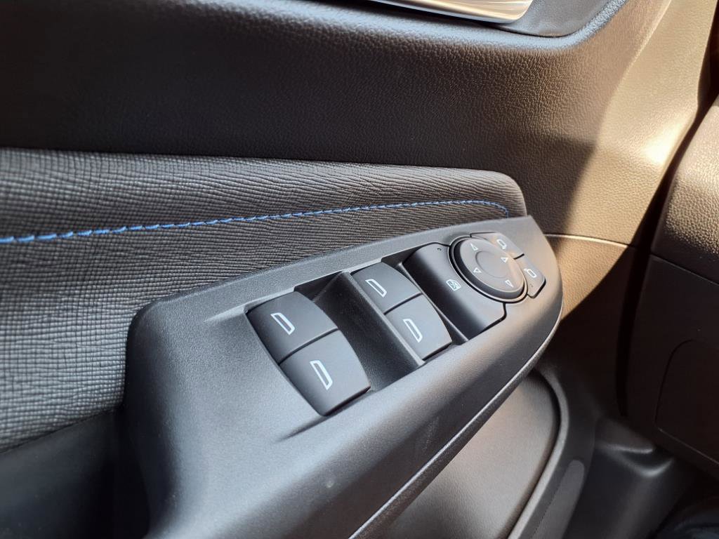 2025 Buick Envista ST photo 12