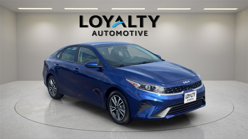 2022 Kia Forte LXS photo 7