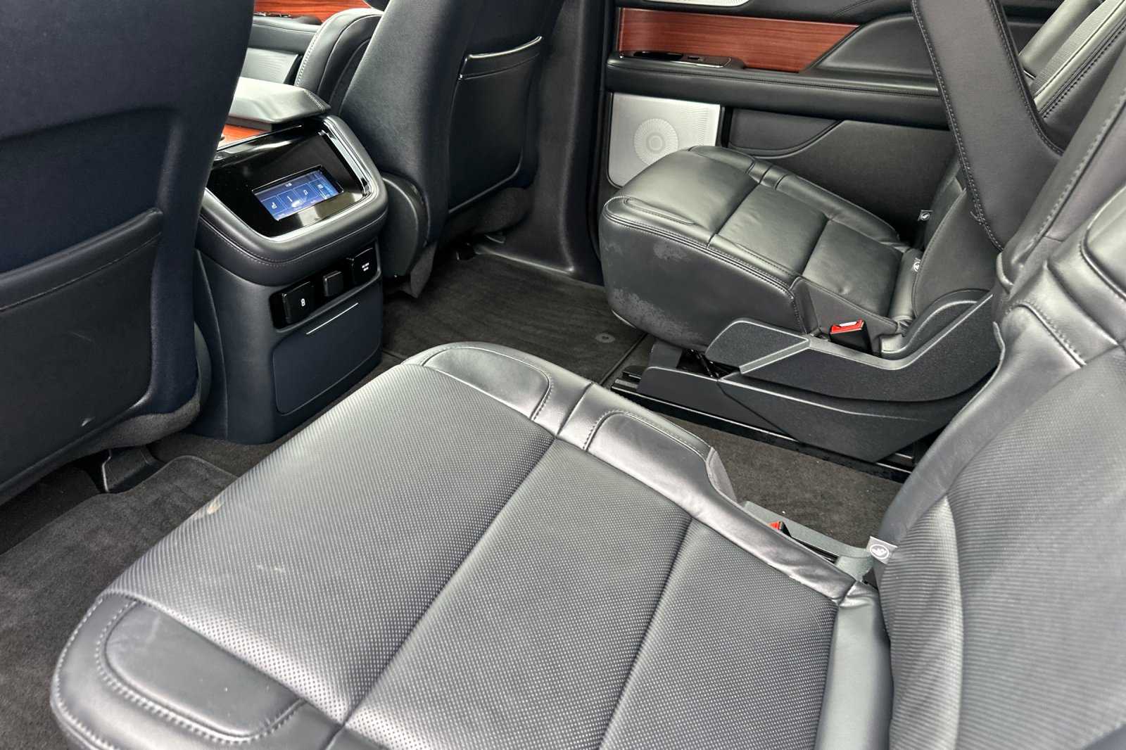 2024 Lincoln Navigator L Reserve photo 11