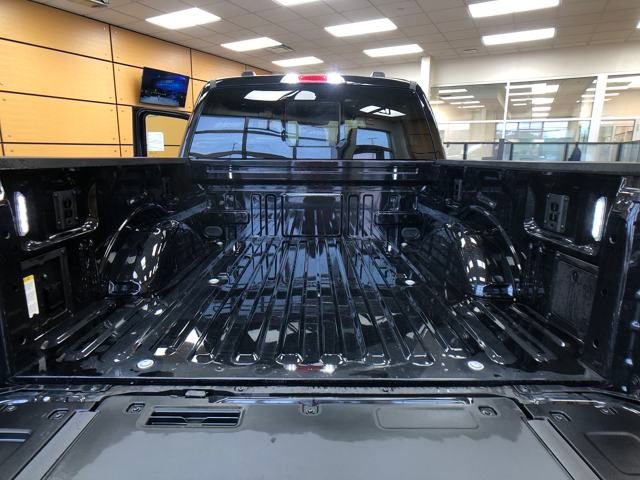 2025 Ford F-150 Lariat photo 23
