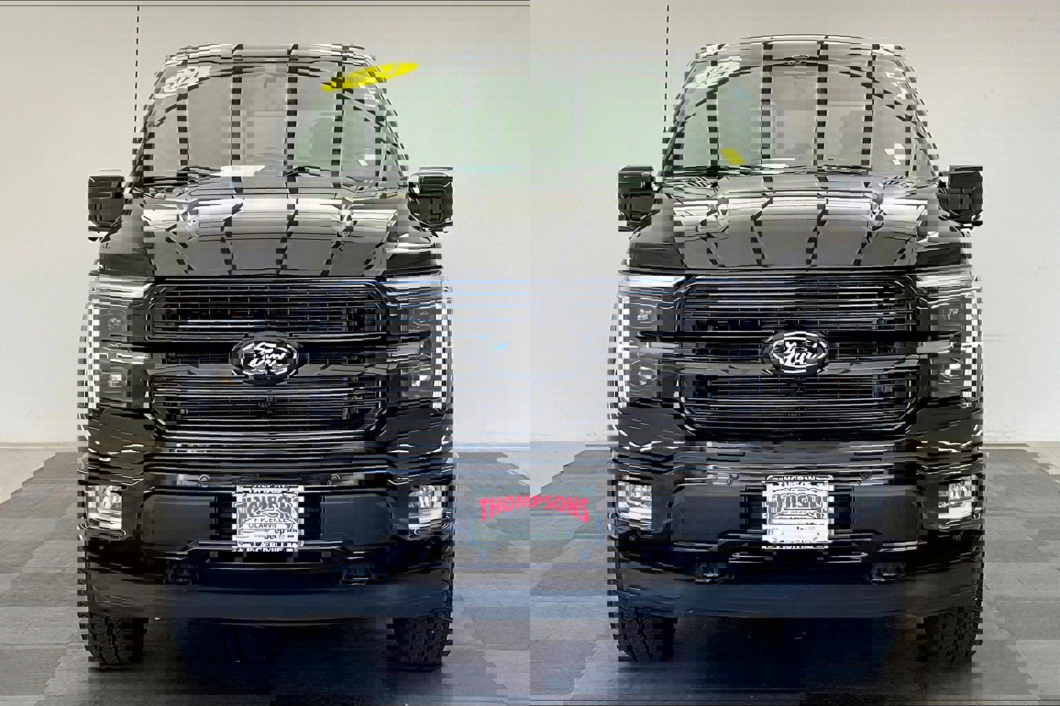 2024 Ford F-150 Platinum photo 2