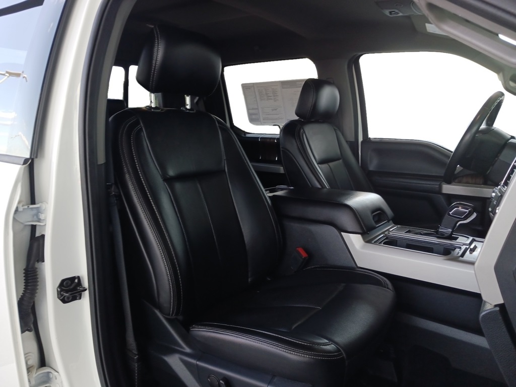 2020 Ford F-150 Lariat photo 27