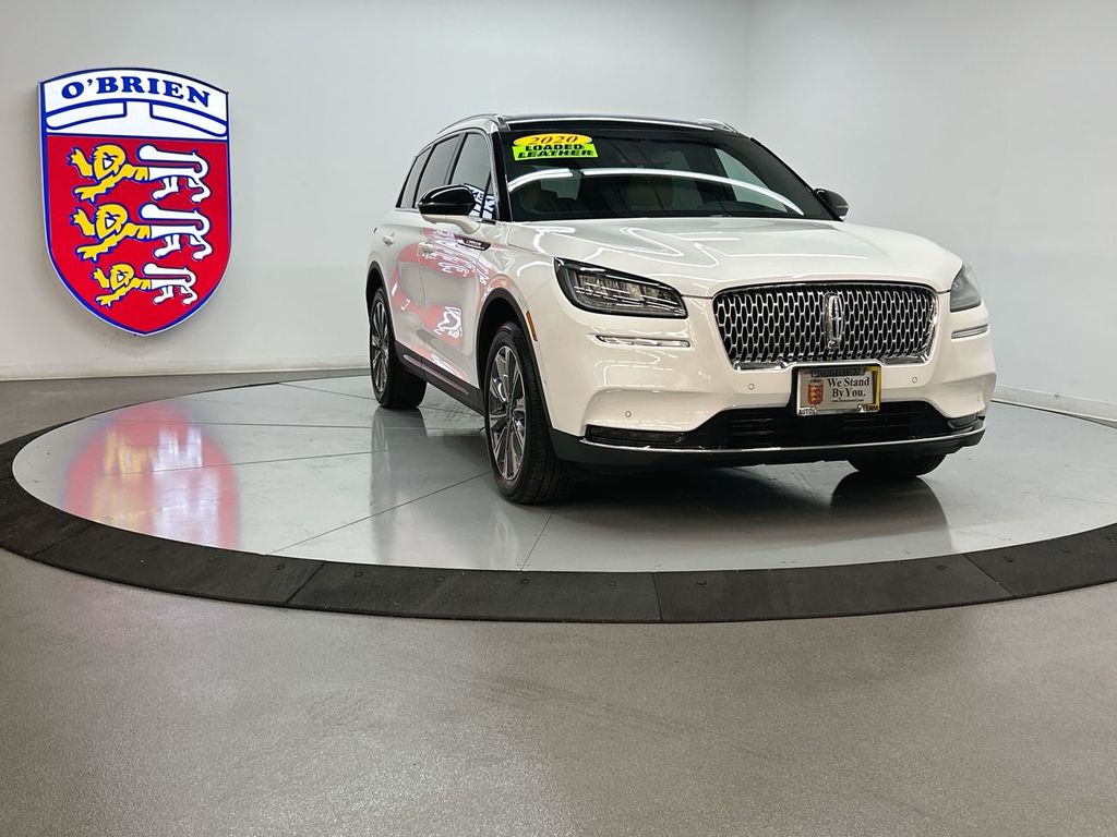 2020 Lincoln Corsair Reserve's photo