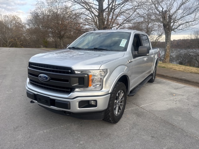 2019 Ford F-150 XLT photo 3