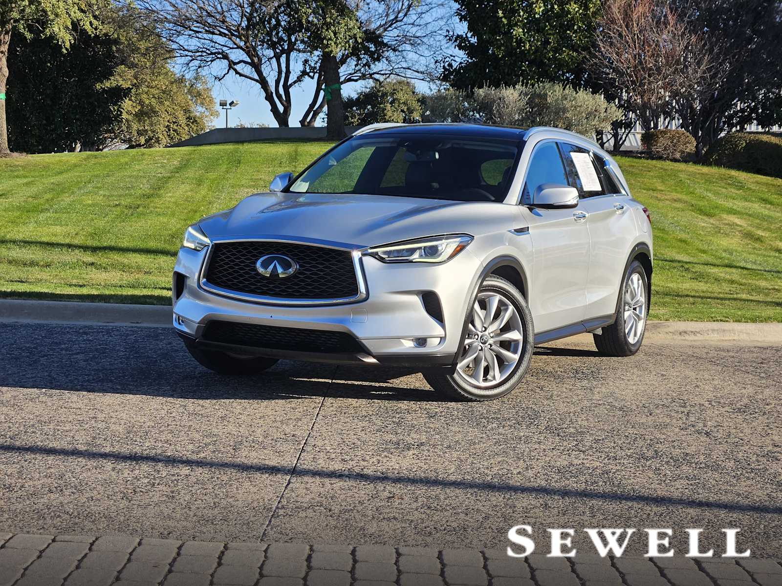 2021 INFINITI QX50 Luxe