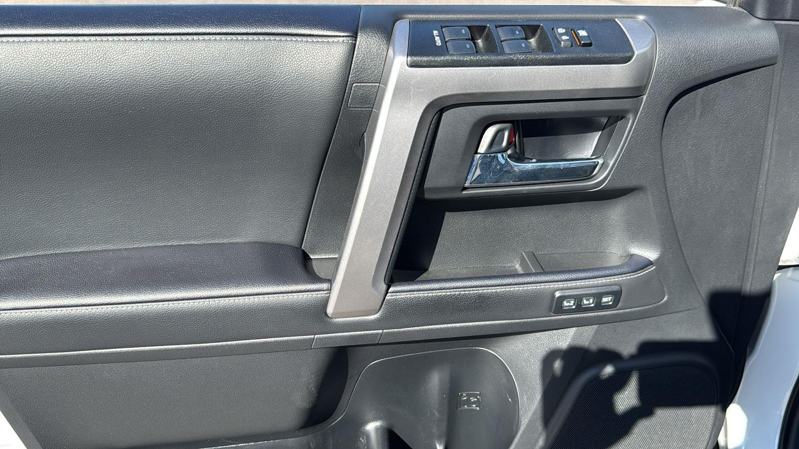 2024 Toyota 4Runner Limited photo 11