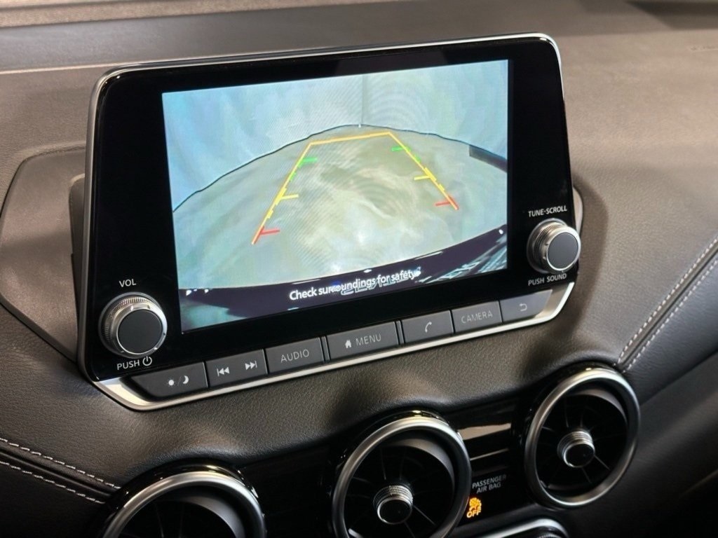 2025 Nissan Sentra SV photo 11