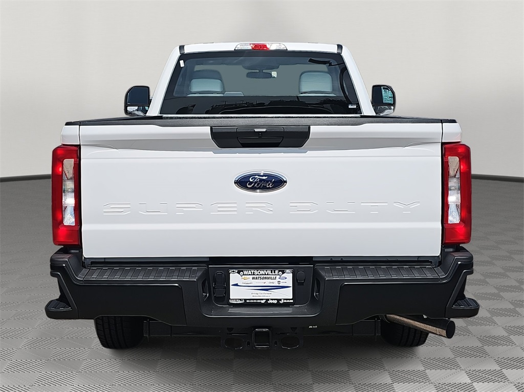 2025 Ford F-250 XL photo 4