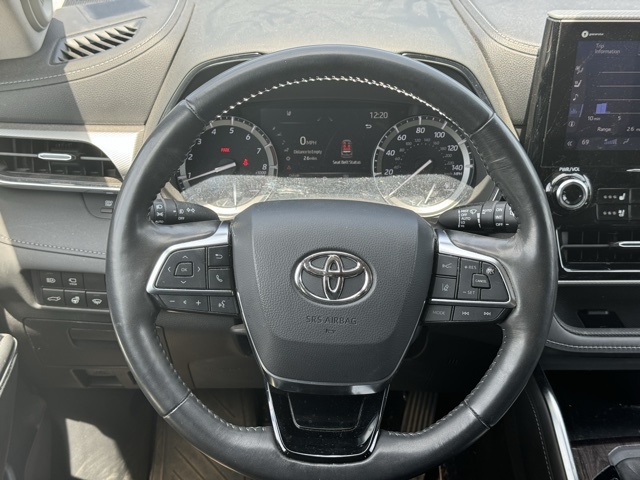 2021 Toyota Highlander Platinum photo 32