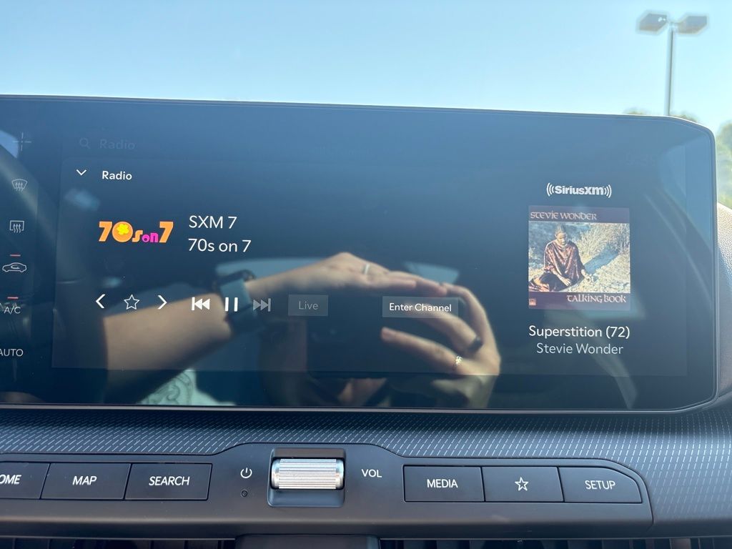 2025 Kia K4 GT-Line photo 17