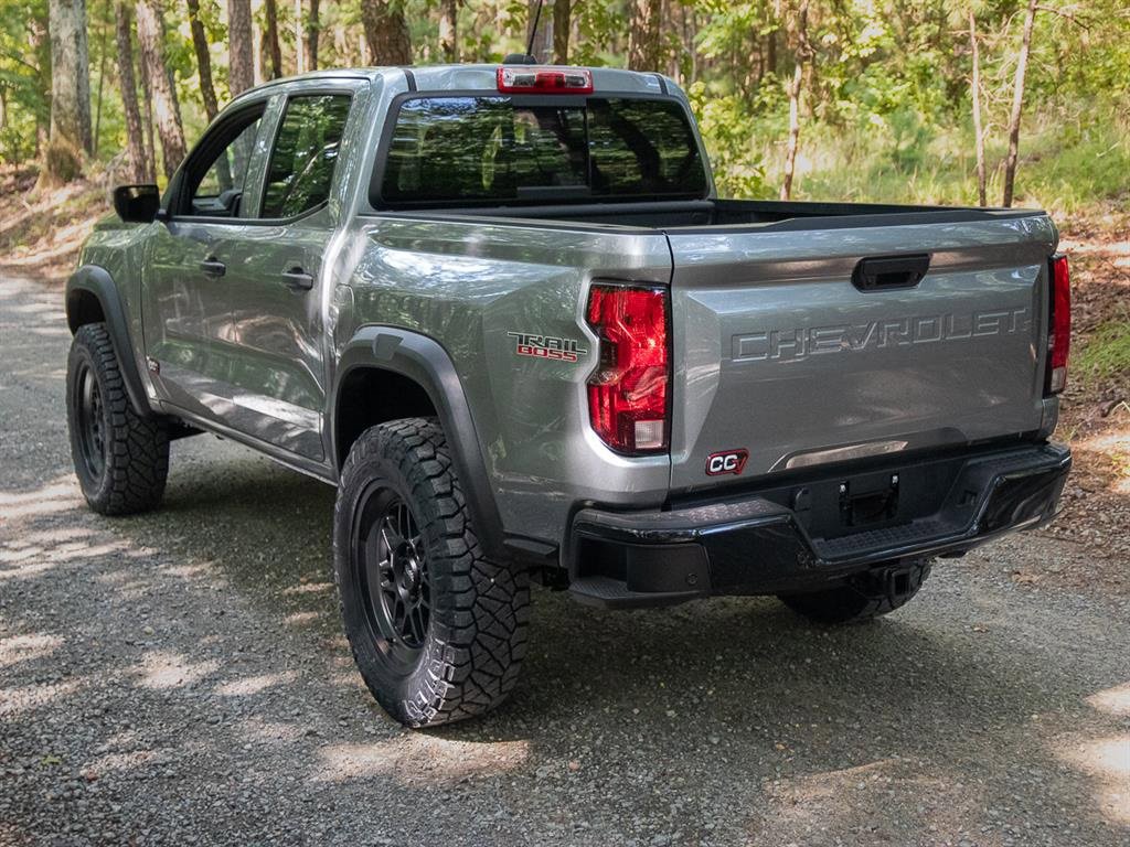 2026 Chevrolet Colorado Trail Boss photo 3