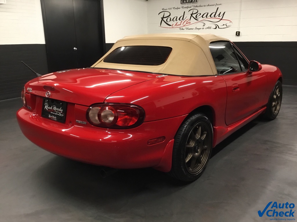 2002 Mazda MX-5 Miata Miata LS photo 21