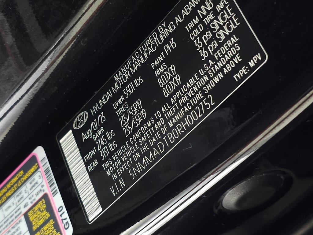2024 Genesis GV70 2.5T Advanced photo 27