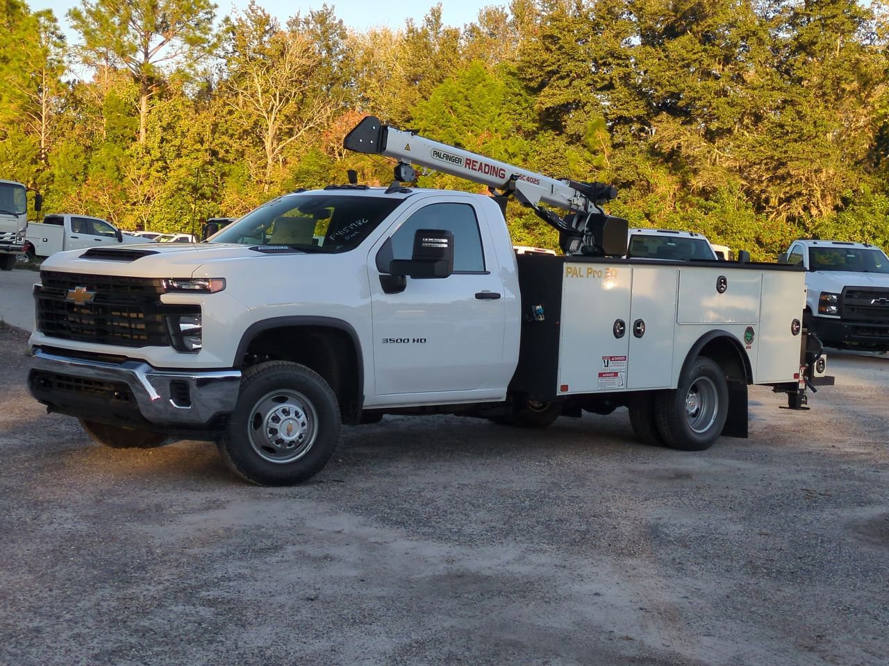 2025 Chevrolet Silverado 3500HD Work Truck's photo