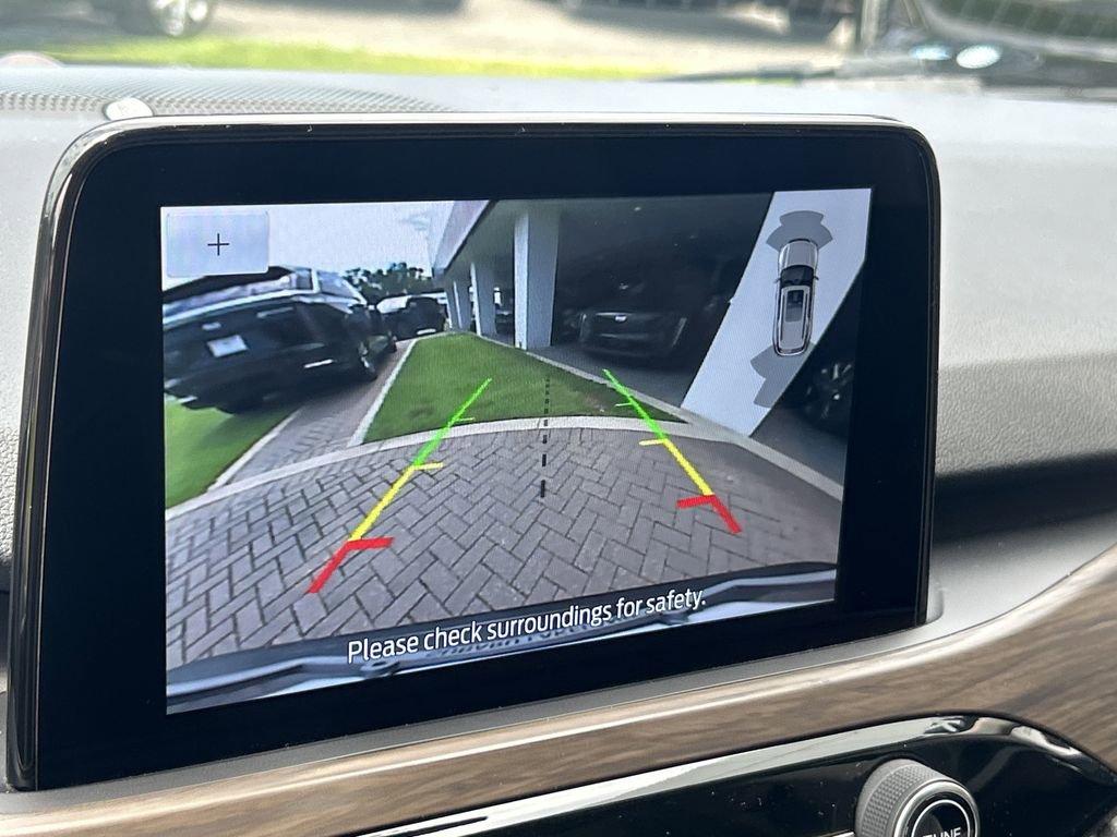 2020 Ford Escape Titanium Hybrid photo 23