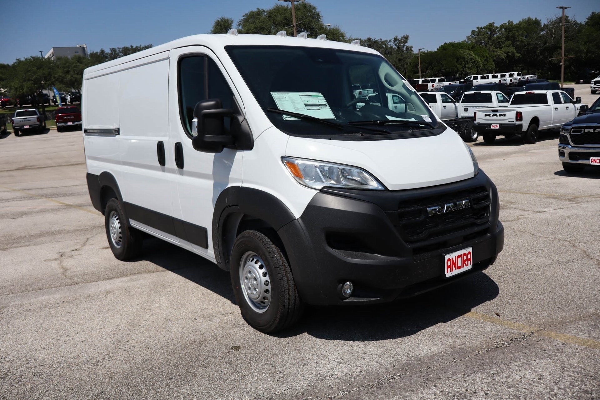 2026 Ram ProMaster 1500 photo 3