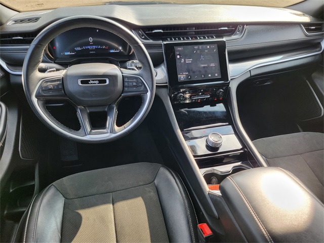2022 Jeep Grand Cherokee Altitude photo 31