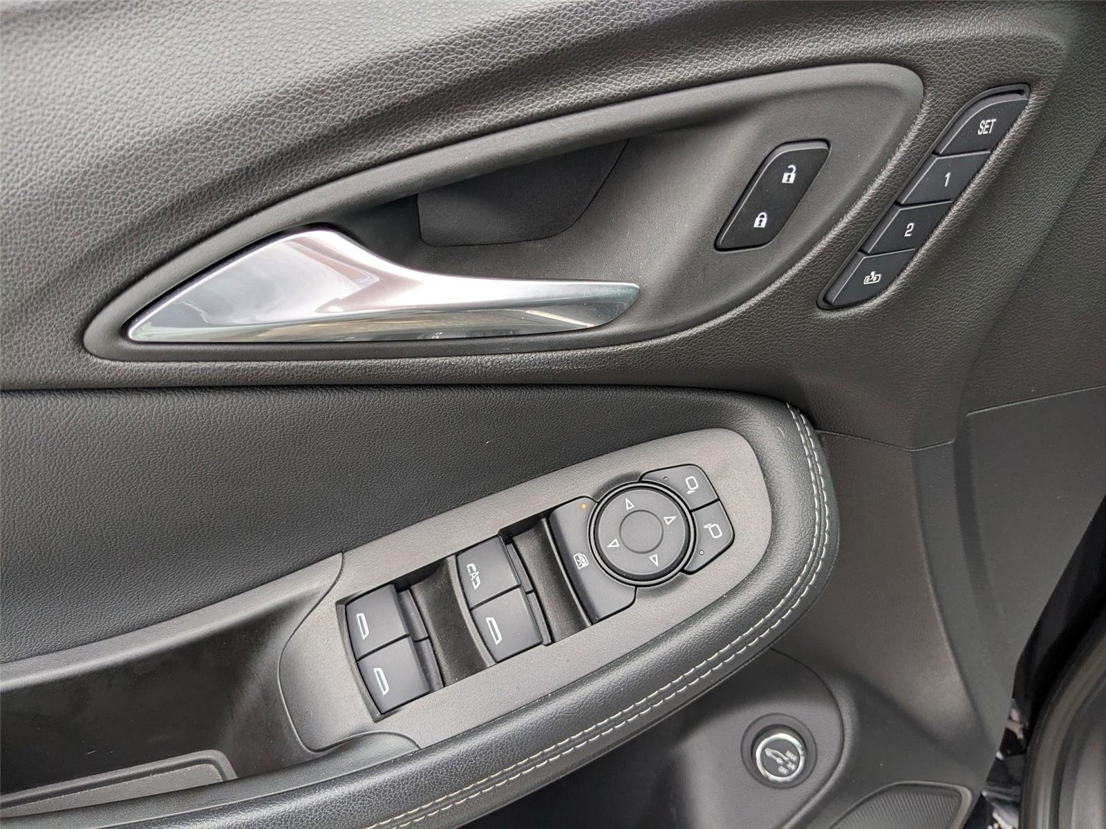 2022 Buick Encore GX Essence photo 11
