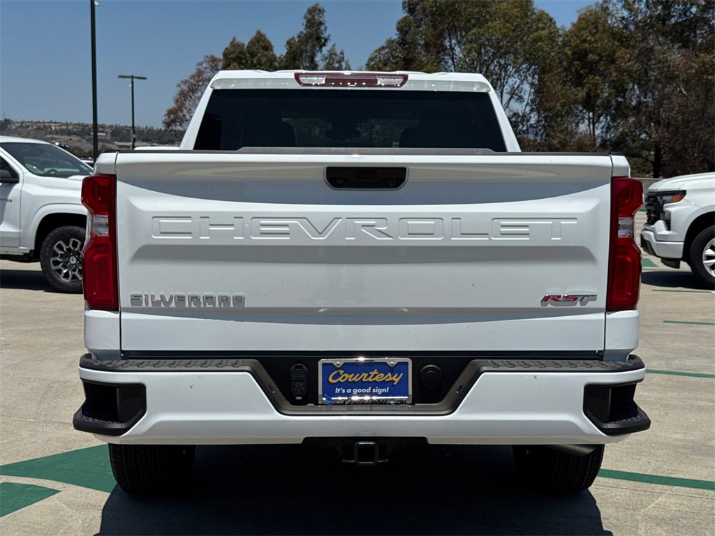 2025 Chevrolet Silverado 1500 RST photo 4
